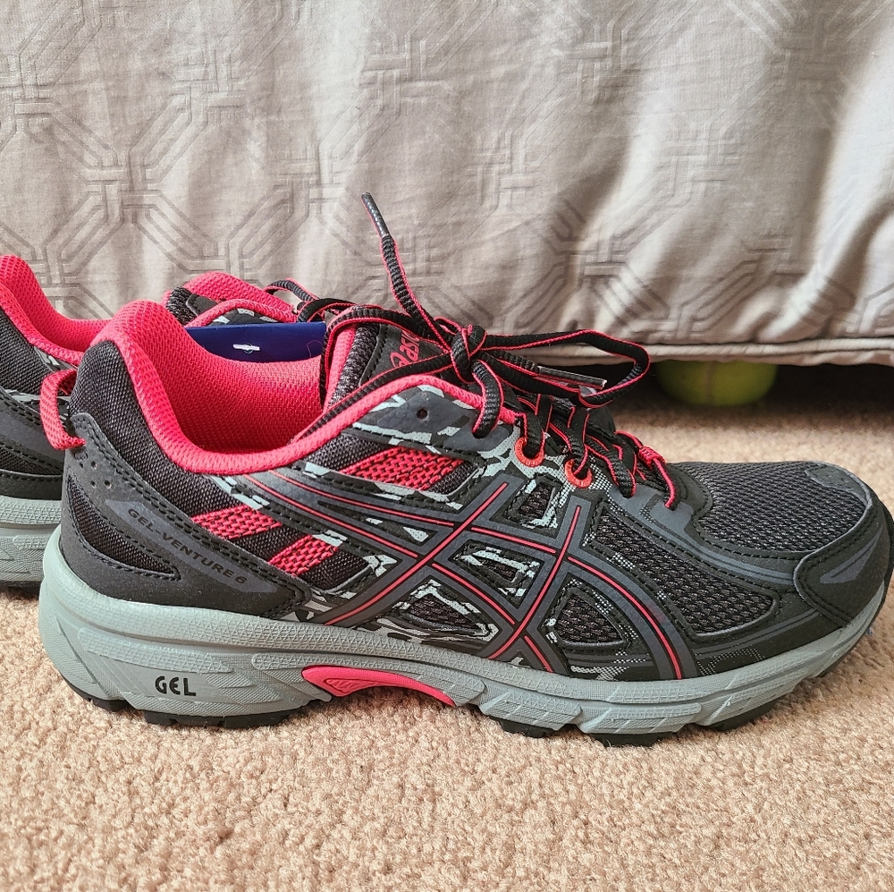 Asics Women's Gel Venture 6 Shoes / Sneakers 8.5